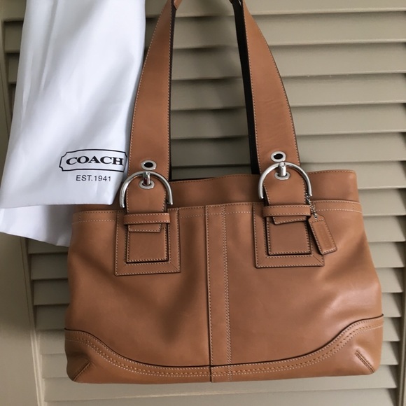 Coach Handbag - Picture 2 of 2